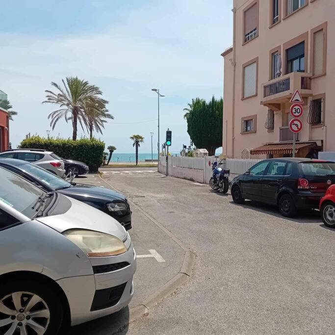 Studio Cosy Terrasse Front Mer Cagnes-sur-Mer Exterior foto