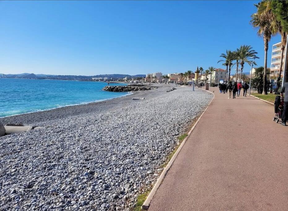 Studio Cosy Terrasse Front Mer Cagnes-sur-Mer Exterior foto